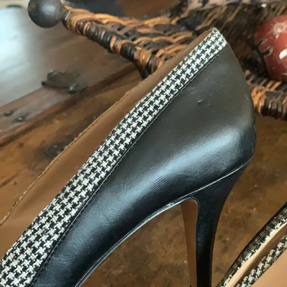 Kelly & Katie elegant black
